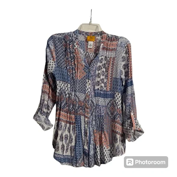 Ruby Rd Button Up Top - Picture 1 of 9